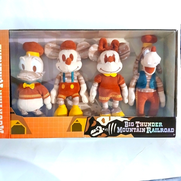 WALT DISNEY WORLD BIG THUNDER MOUNTAIN RAILROAD EXCLUSIVE SET OF 4 PLUSH 9In - Picture 8 of 8